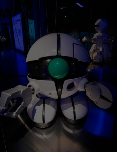 Exposites Casual Robots Seccion